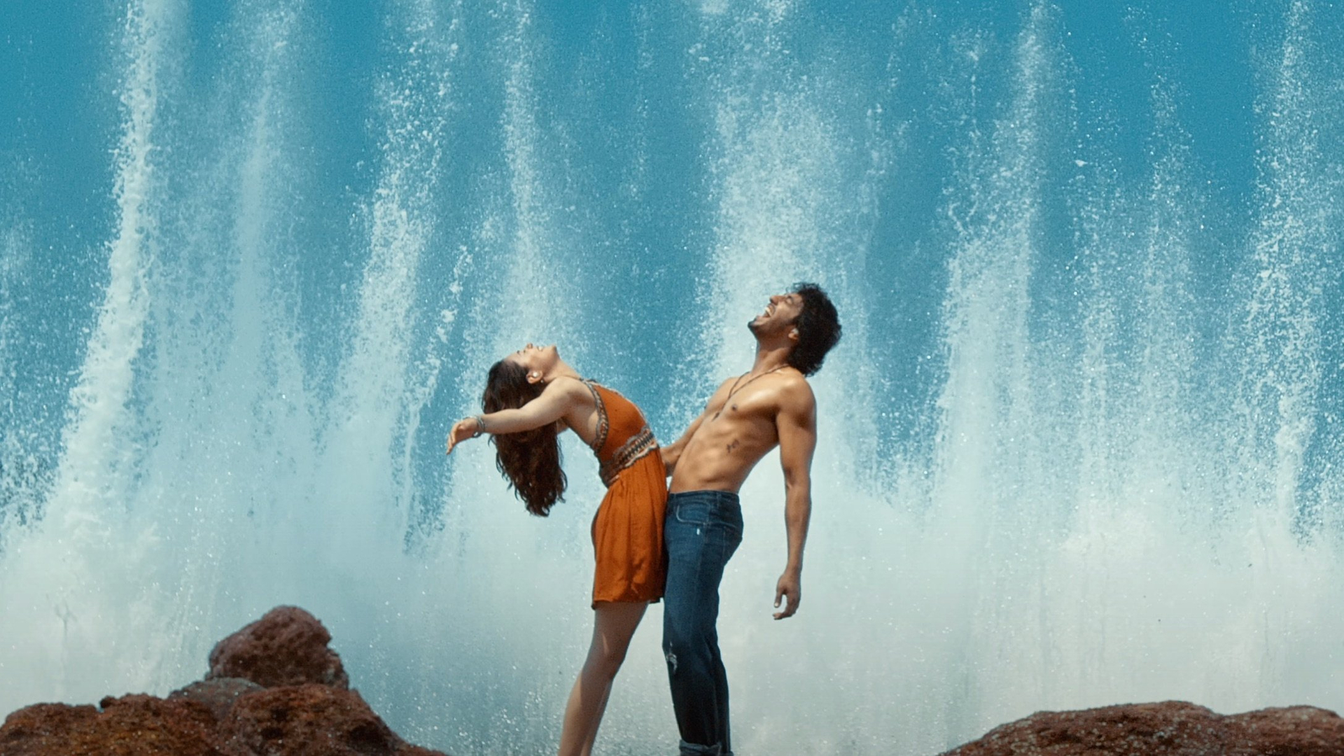 Saiyaara (2025) Movie Screenshot (4) Saiyaara (2025) Movie Screenshot (4)